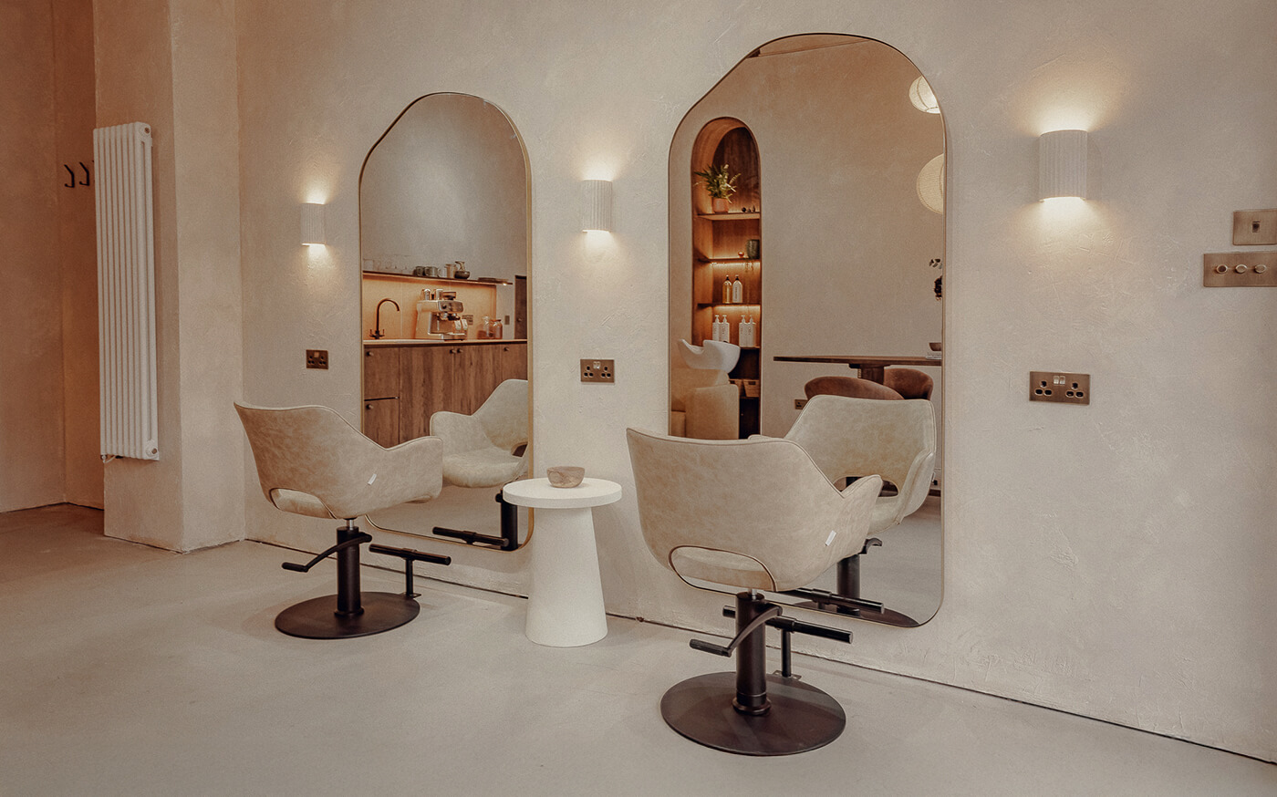 Kaia The Salon__Chloe Sand_landscape